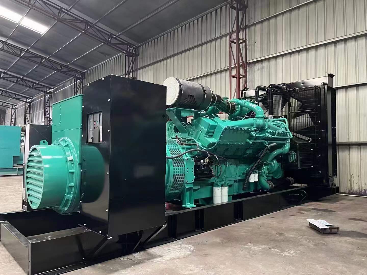 广灵如何评估无功补偿装置的性能和效果？