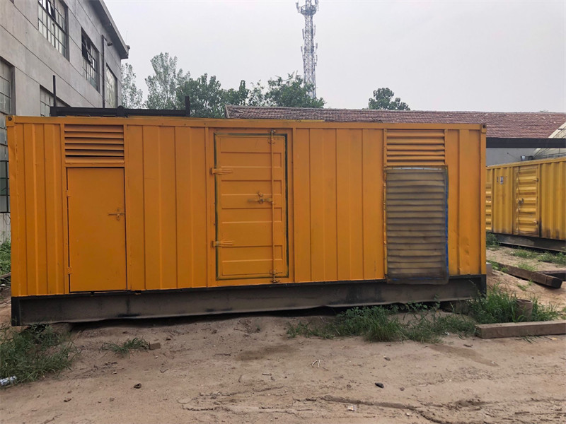 广灵发电机出租进行负载测试时，电瓶电量不足的具体判断标准是什么？