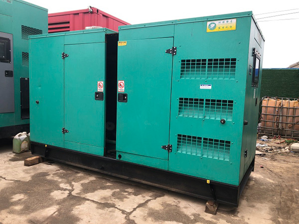 广灵怎样合理控制磷酸铁锂蓄电池的充放电倍率以延长其使用寿命？